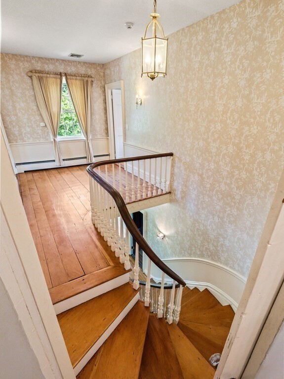 8 Washington Street
