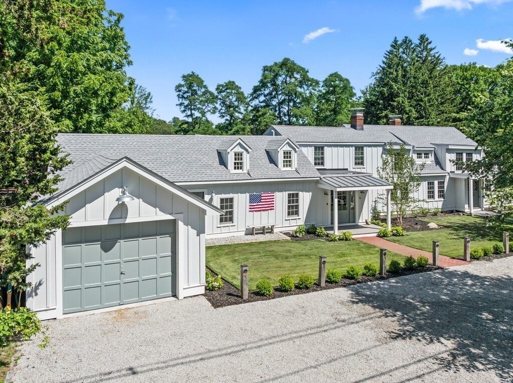 6 Curve Street