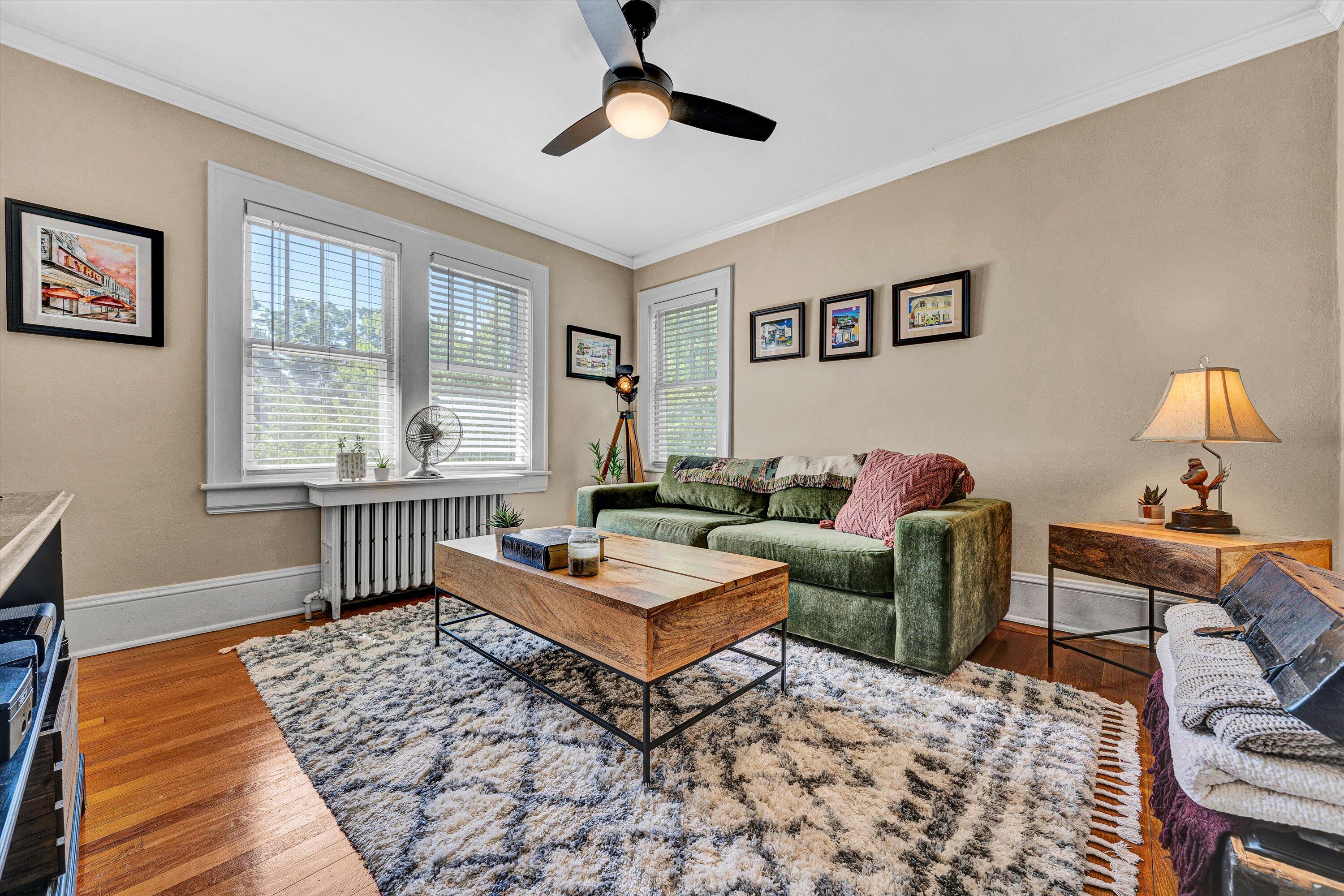 2615 Wycliffe AVE SW