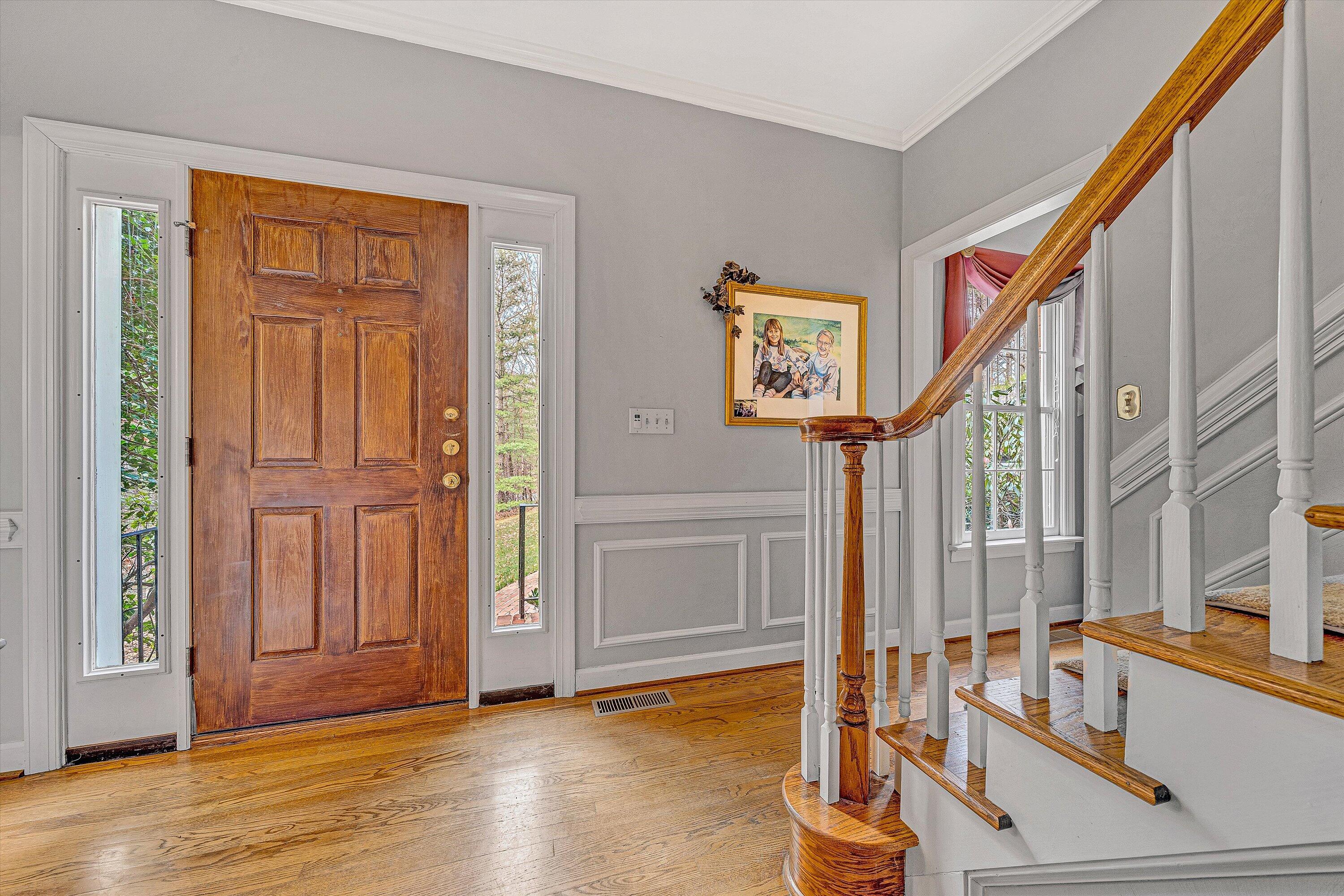 5504 South Roselawn RD