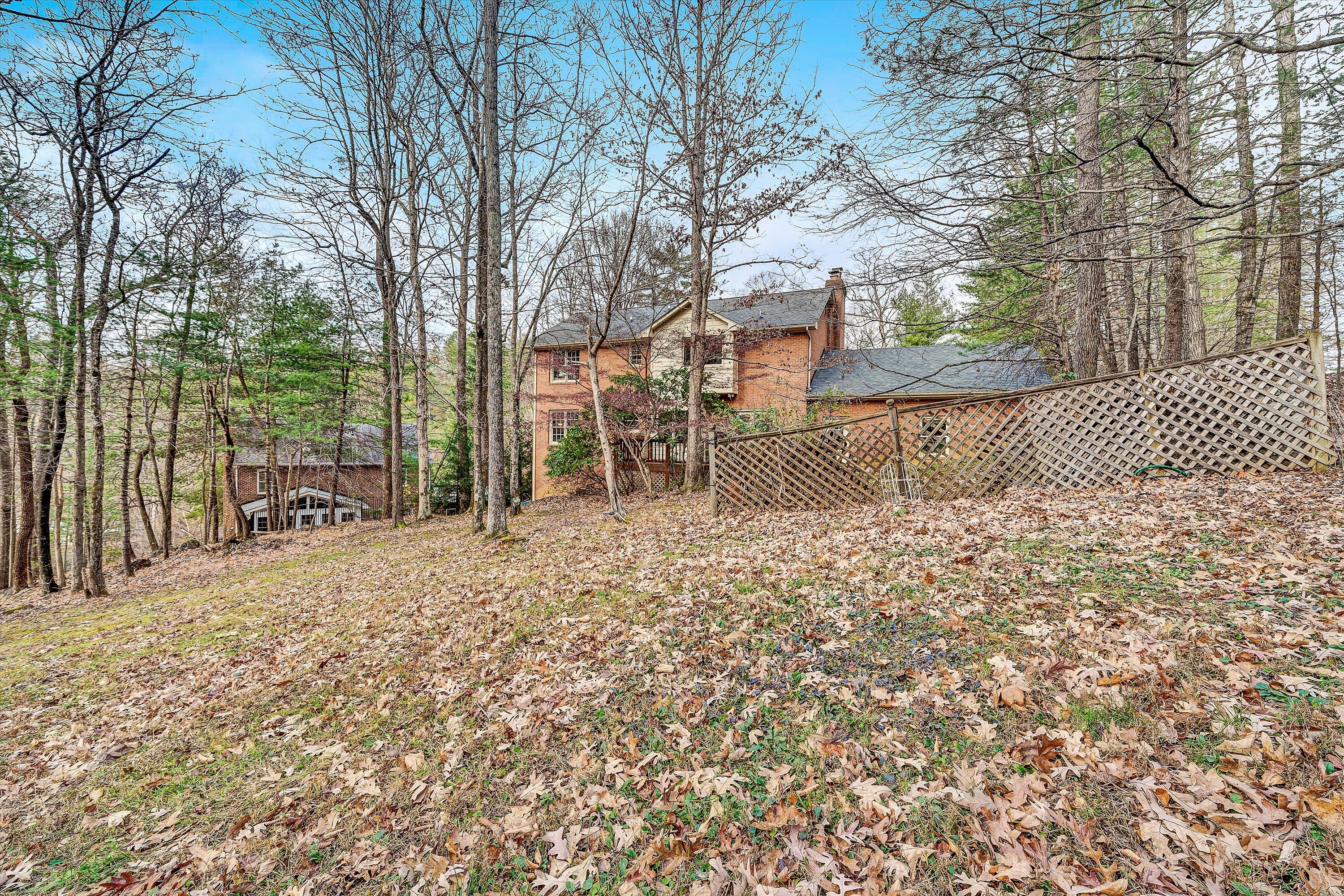 5504 South Roselawn RD