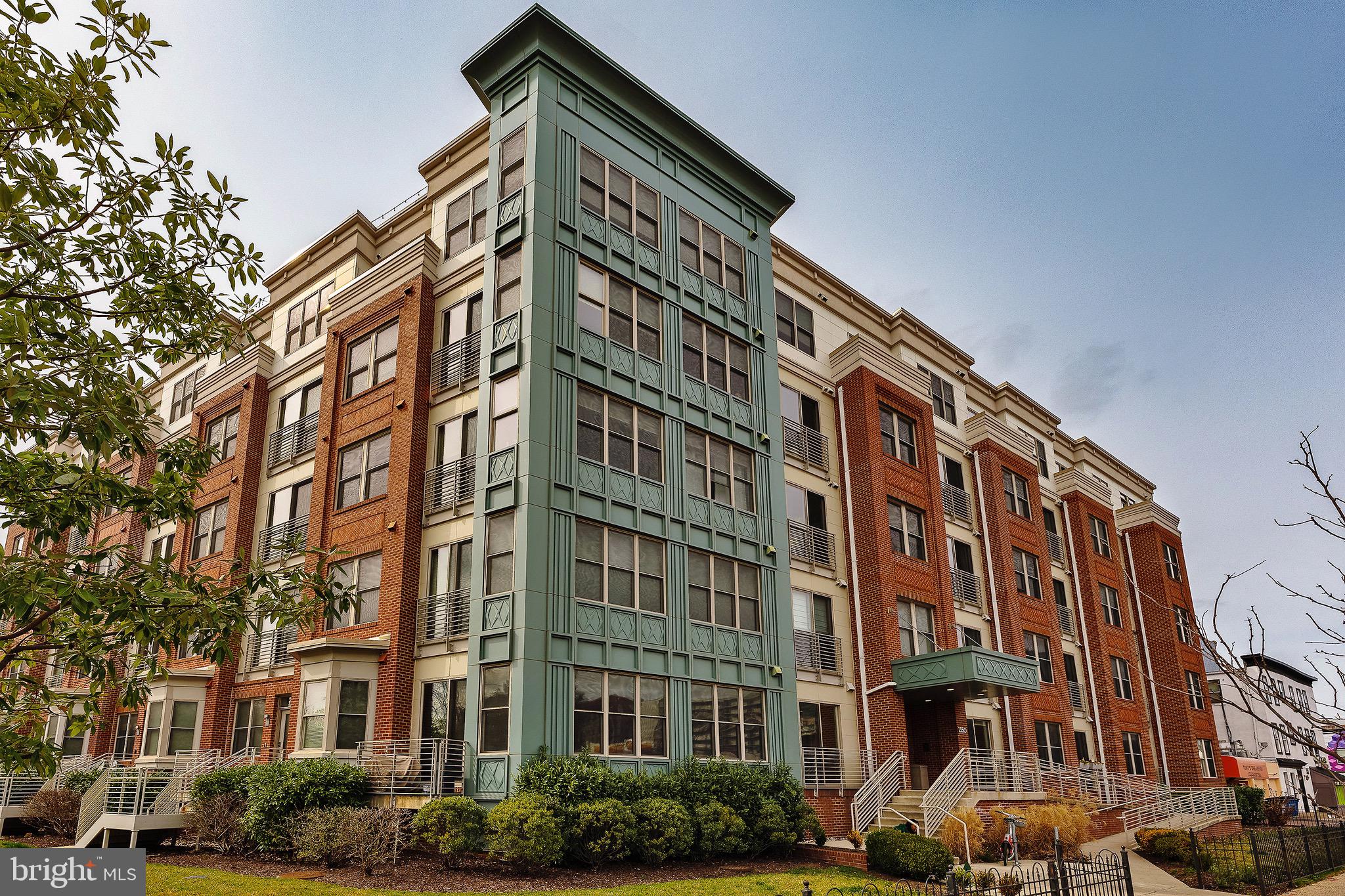 1350 Maryland Ave NE #401