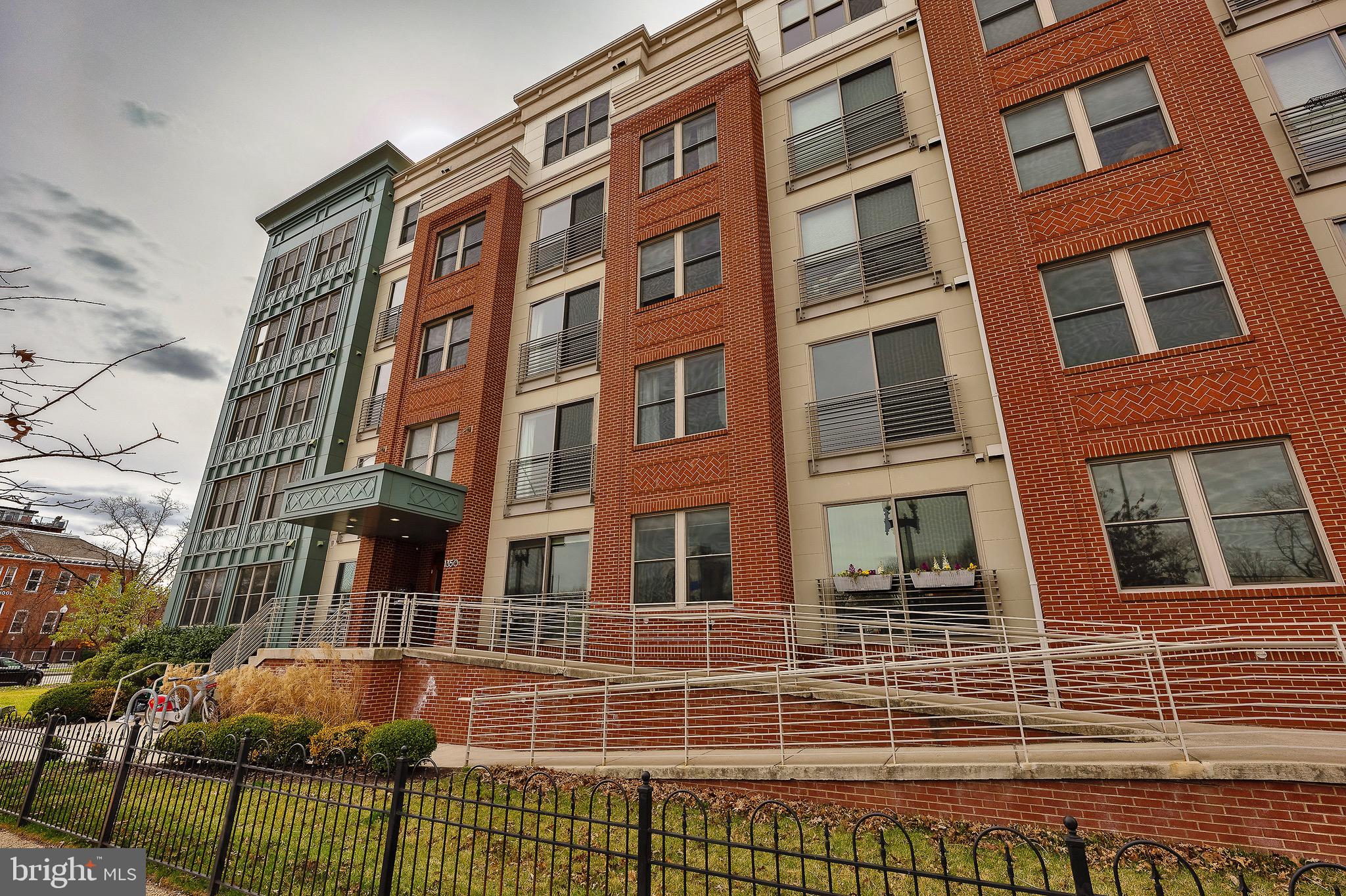1350 Maryland Ave NE #401