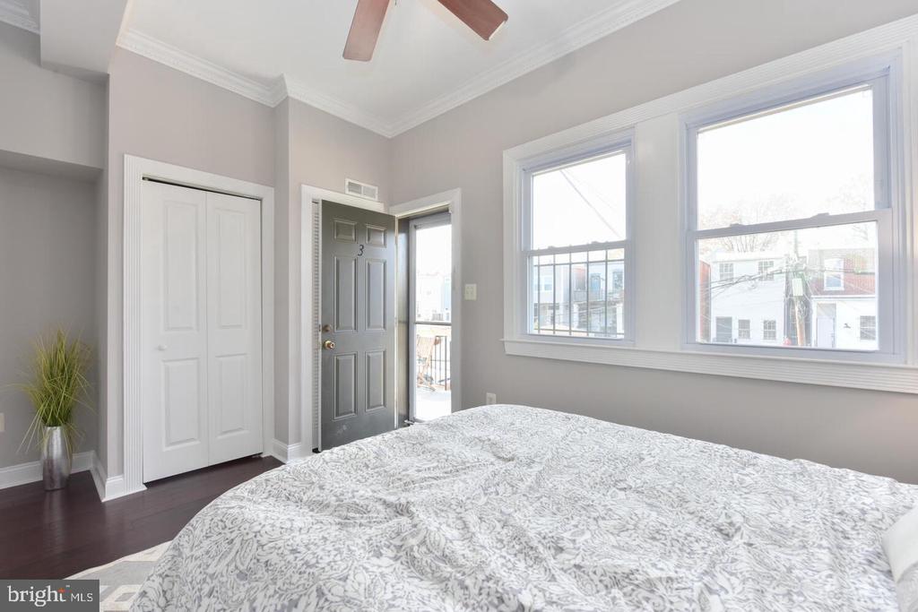 612 14TH PL NE #3