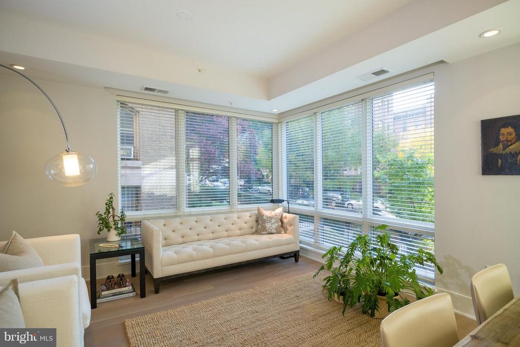 2225 CALIFORNIA ST NW #201