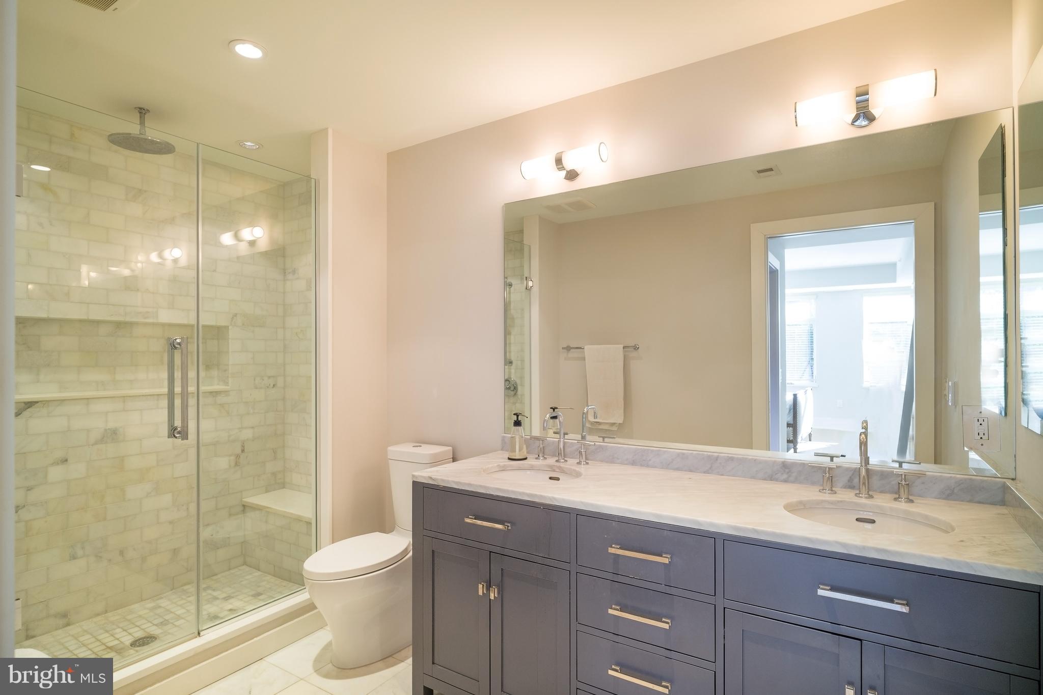 2225 CALIFORNIA ST NW #201