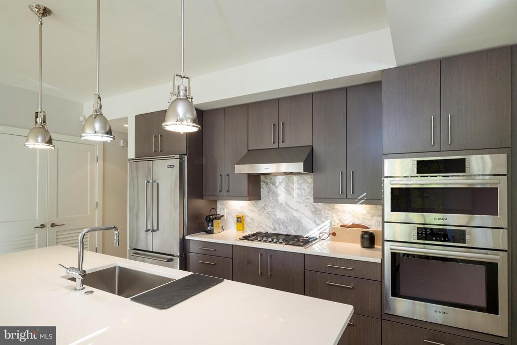 2225 CALIFORNIA ST NW #201