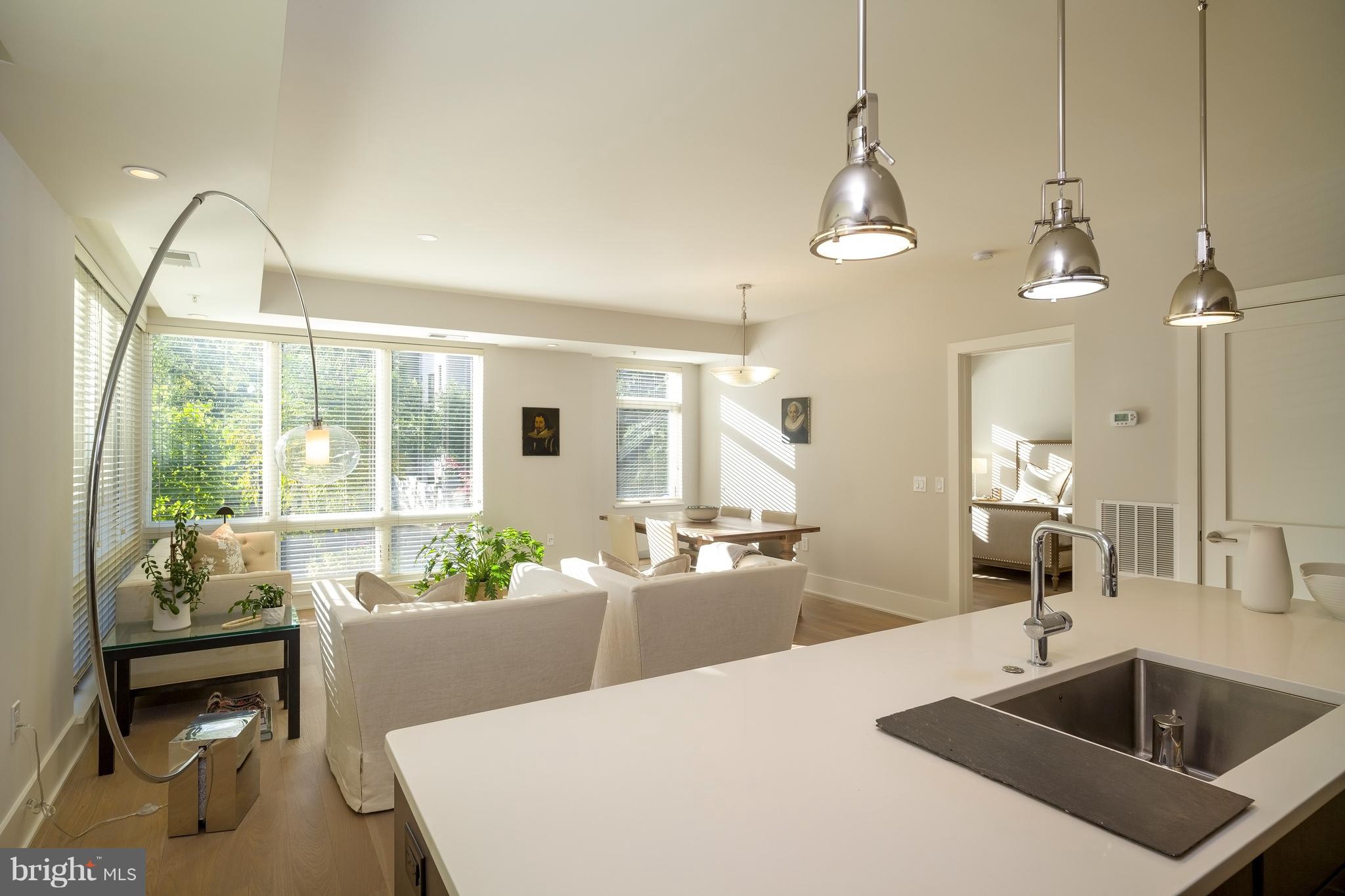 2225 CALIFORNIA ST NW #201