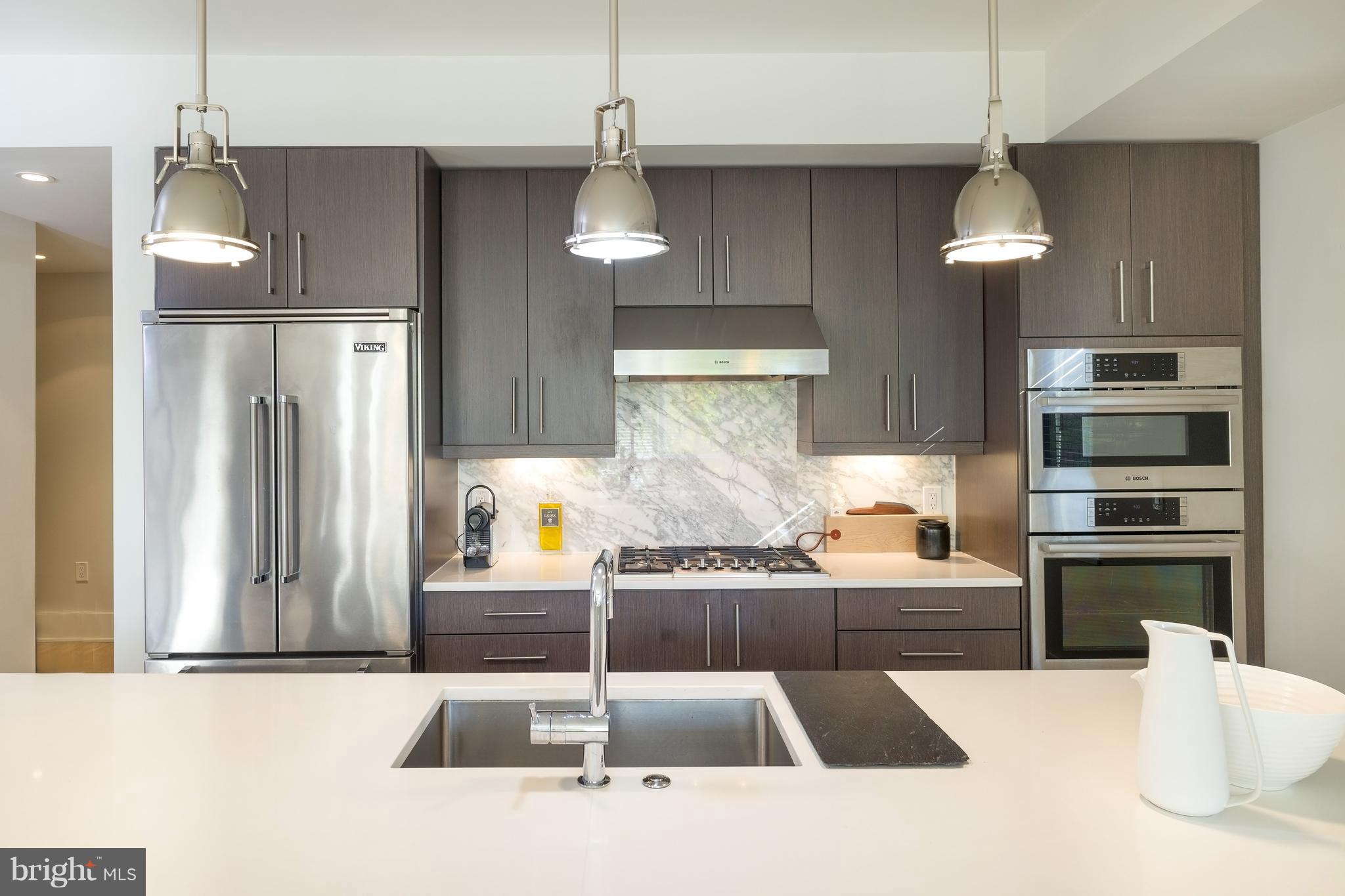 2225 CALIFORNIA ST NW #201