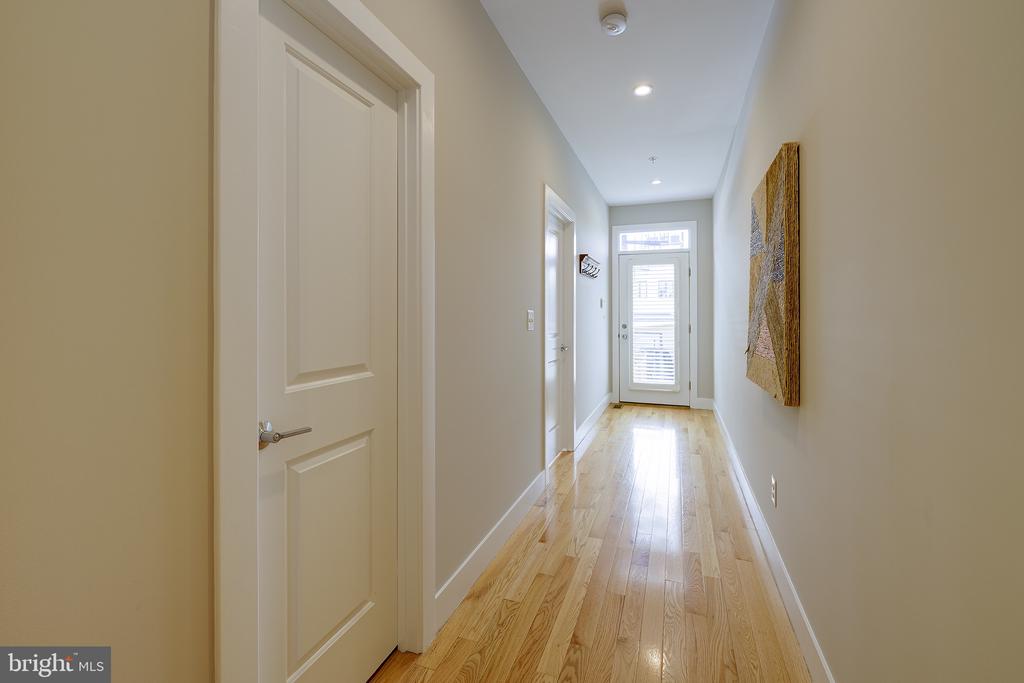 710 KENYON STREET NW Unit: 1