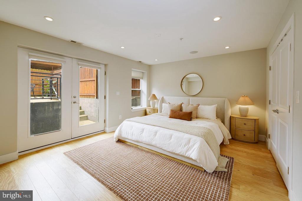 710 KENYON STREET NW Unit: 1