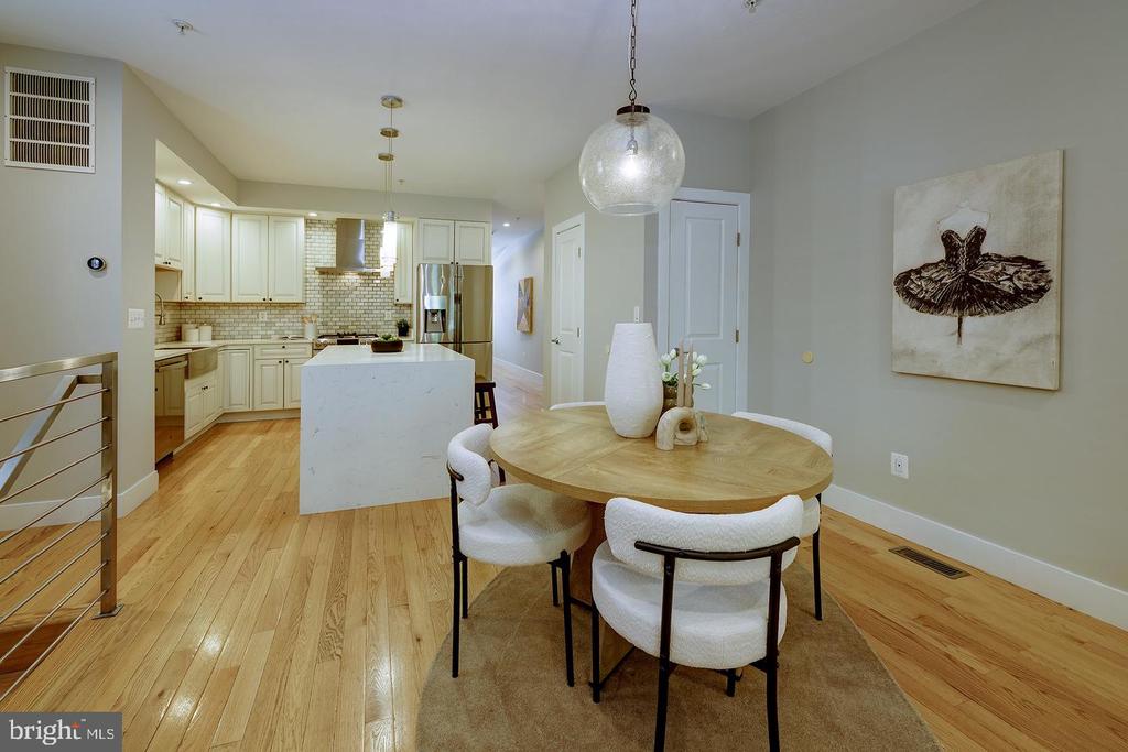 710 KENYON STREET NW Unit: 1