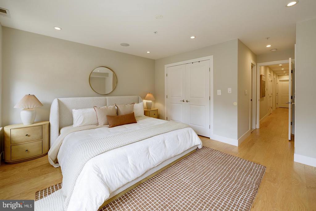 710 KENYON STREET NW Unit: 1