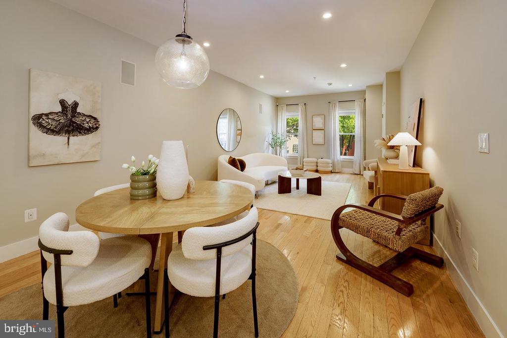 710 KENYON STREET NW Unit: 1