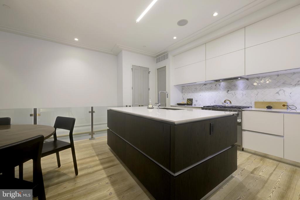 1837 WYOMING AVENUE NW Unit: A