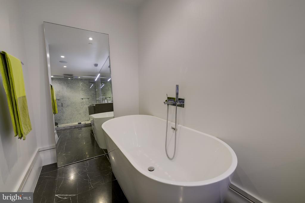 1837 WYOMING AVENUE NW Unit: A
