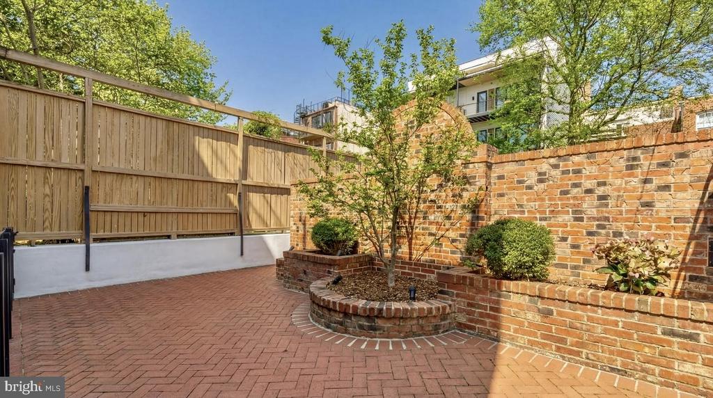 1837 WYOMING AVENUE NW Unit: A