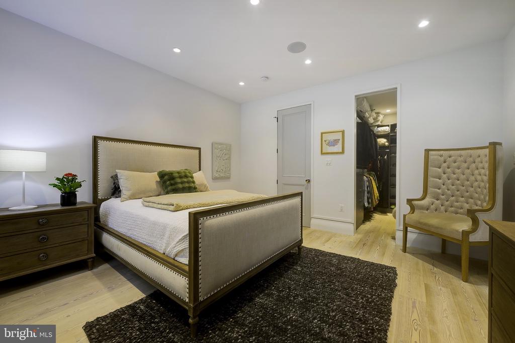 1837 WYOMING AVENUE NW Unit: A