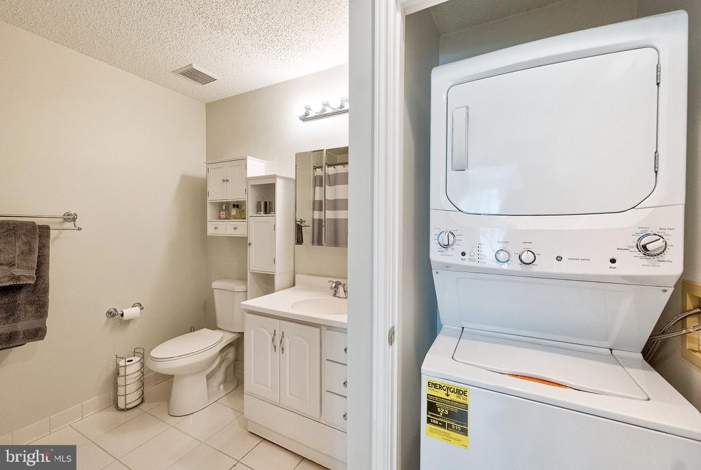 20979 Timber Ridge Ter #104