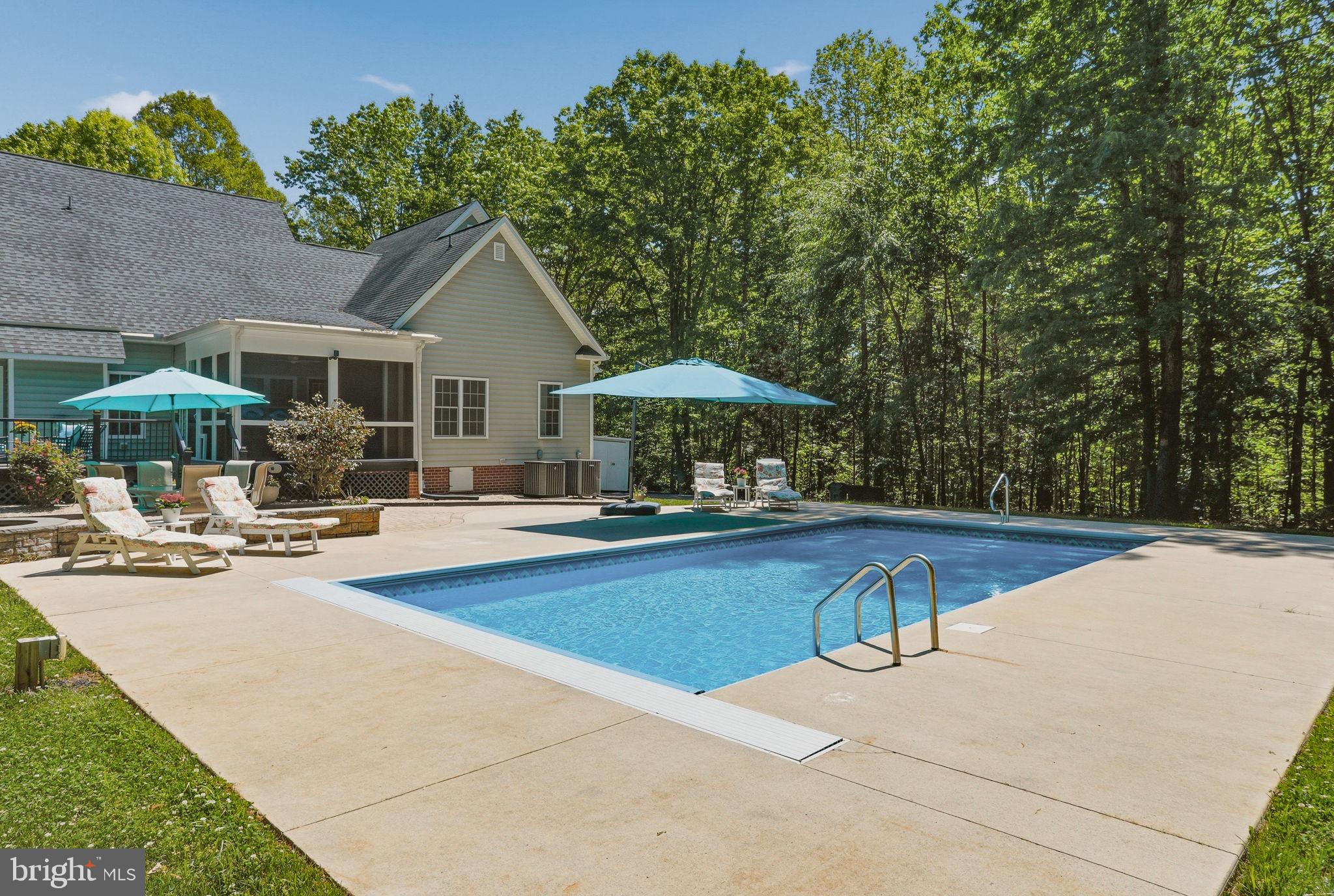2633 GENITO ROAD