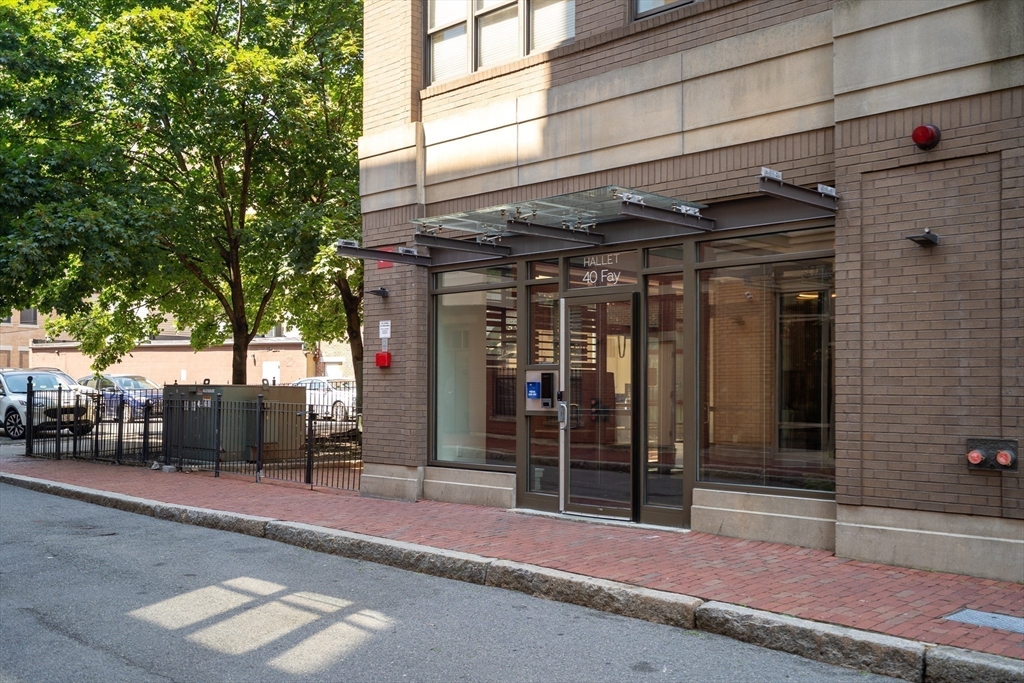 40 Fay St # 704