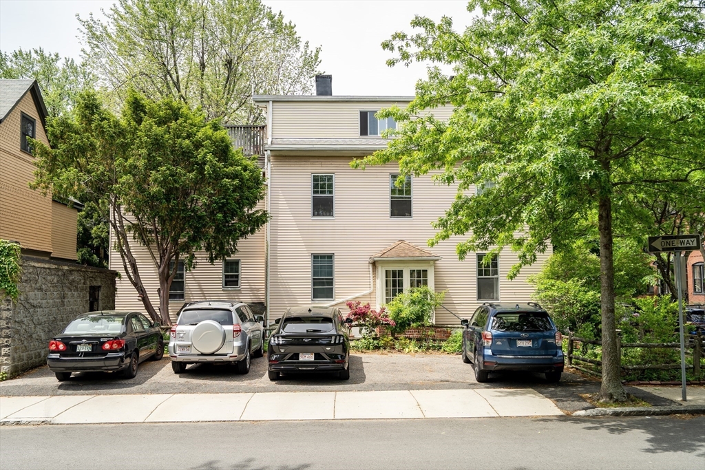 10 Shepard St # 2
