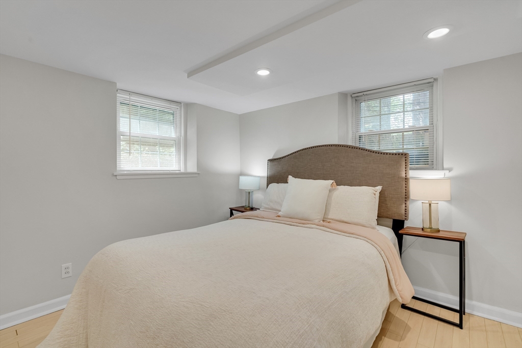 10 Shepard St # 2