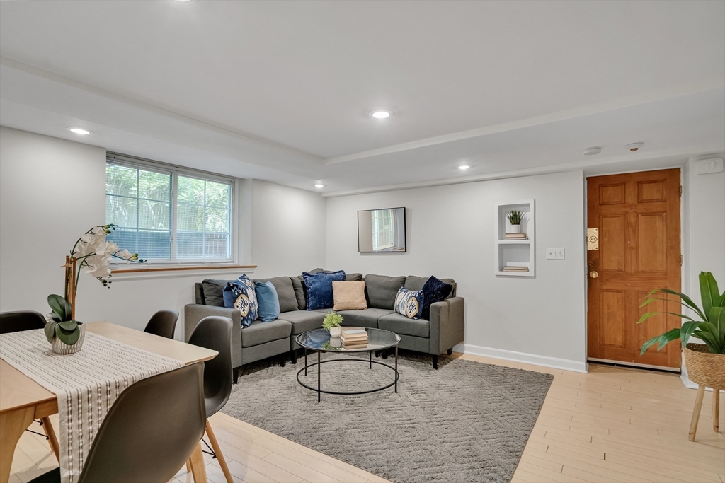10 Shepard St # 2