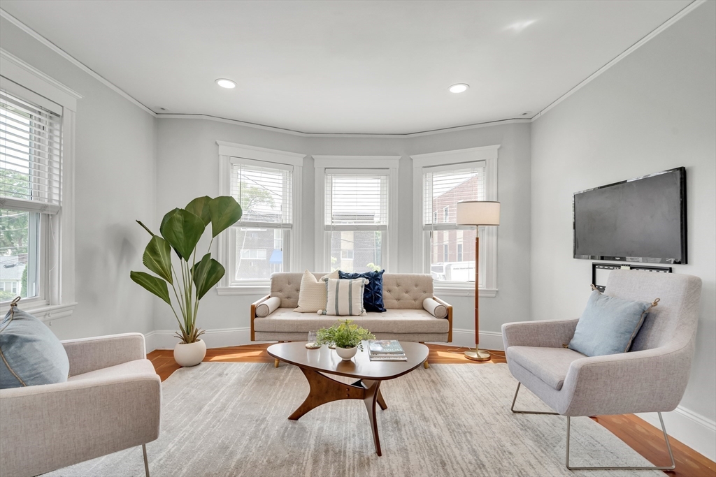 419 Belgrade Ave # 2