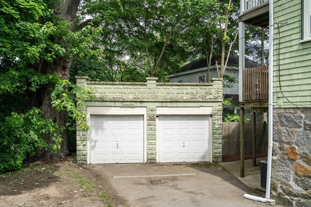 419 Belgrade Ave # 2
