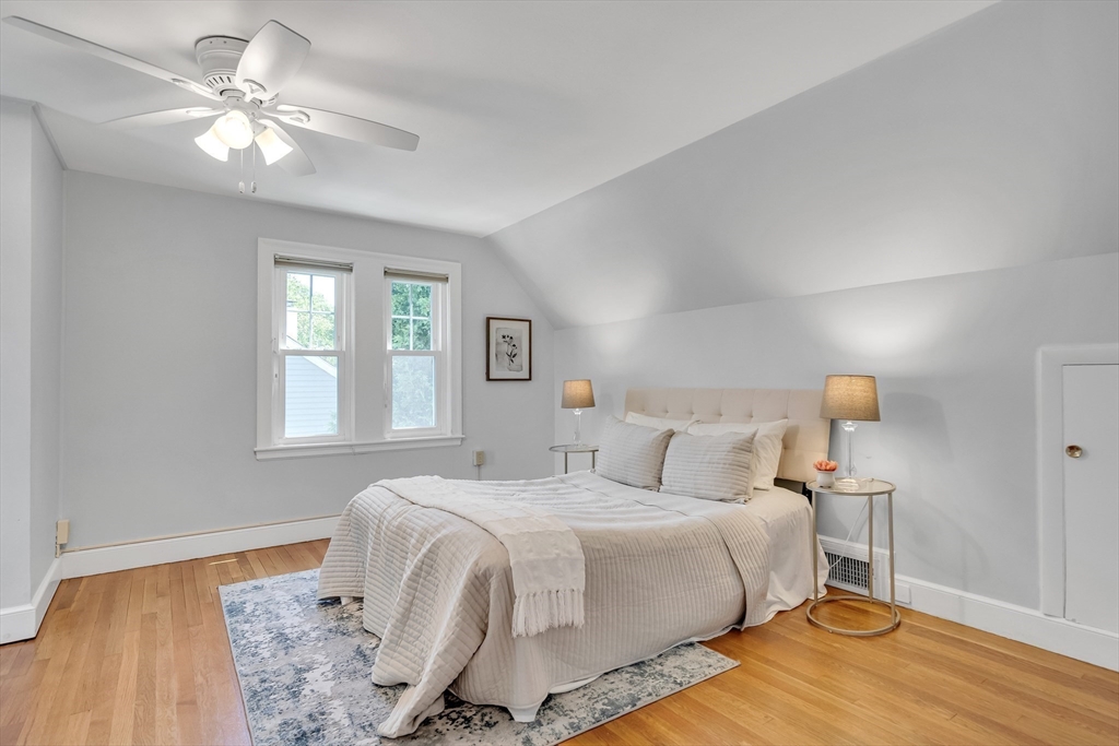 16 Roundwood Rd
