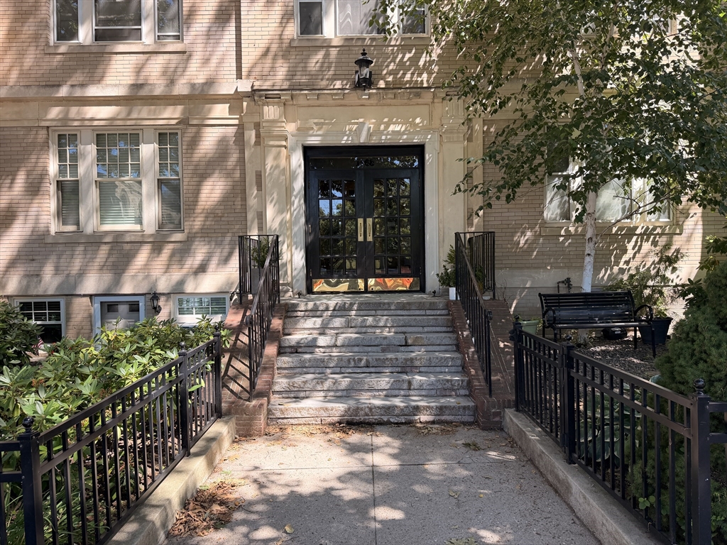 1768 Beacon # 4