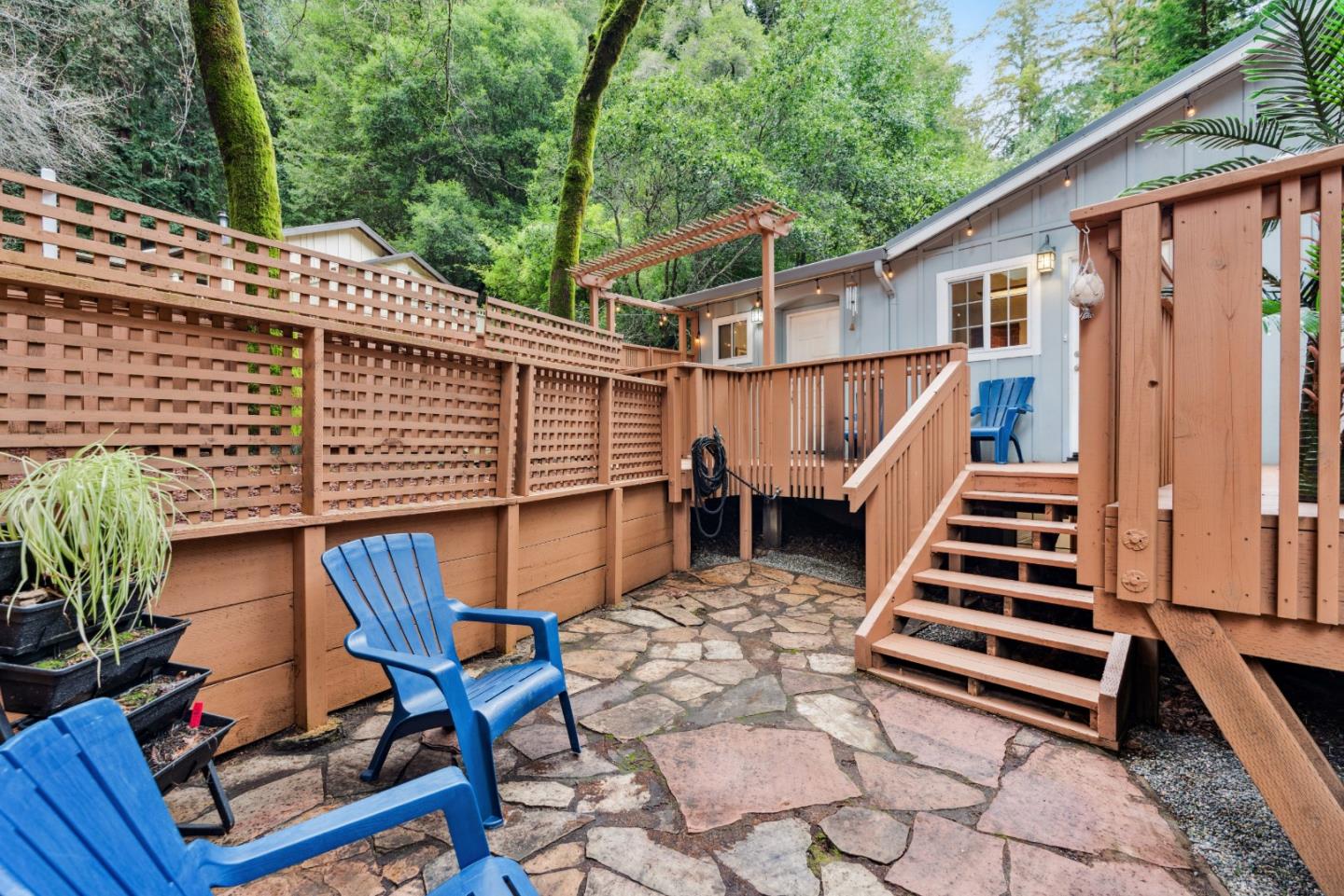 1614 Lockhart Gulch RD