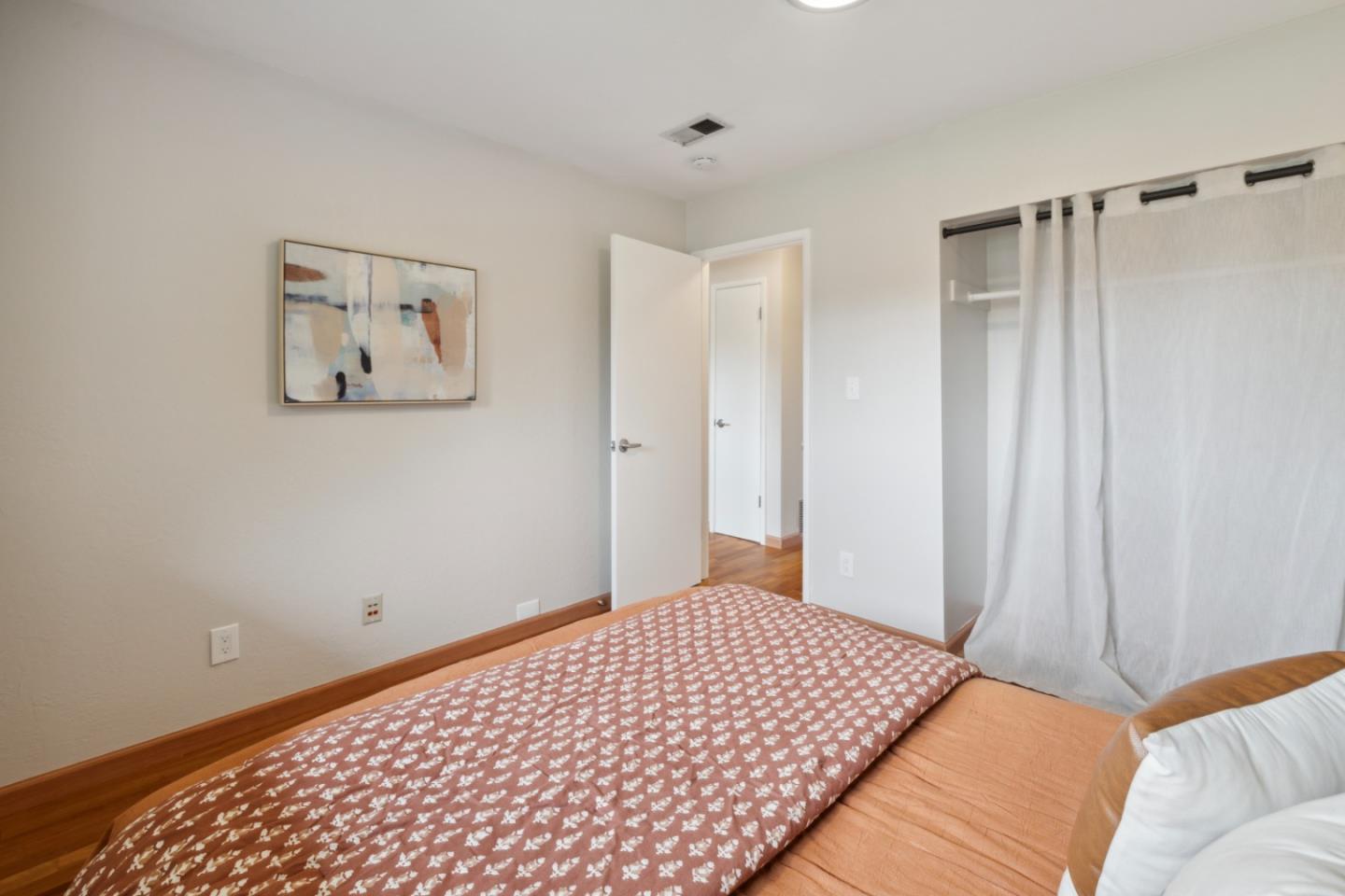 1327 Bellingham DR