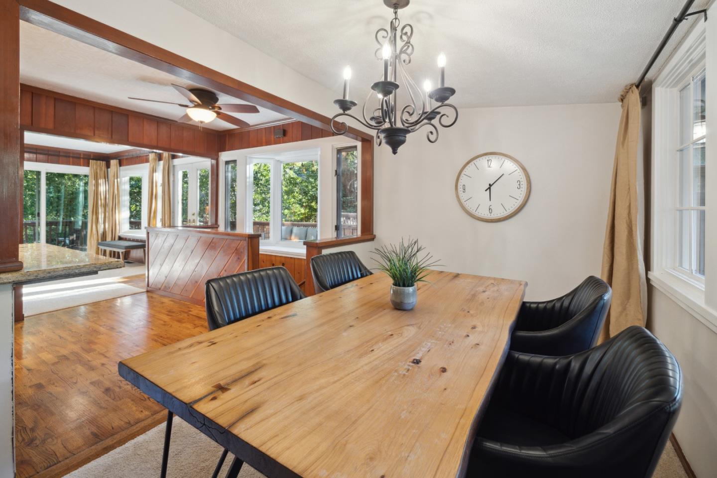 140 Riverview DR