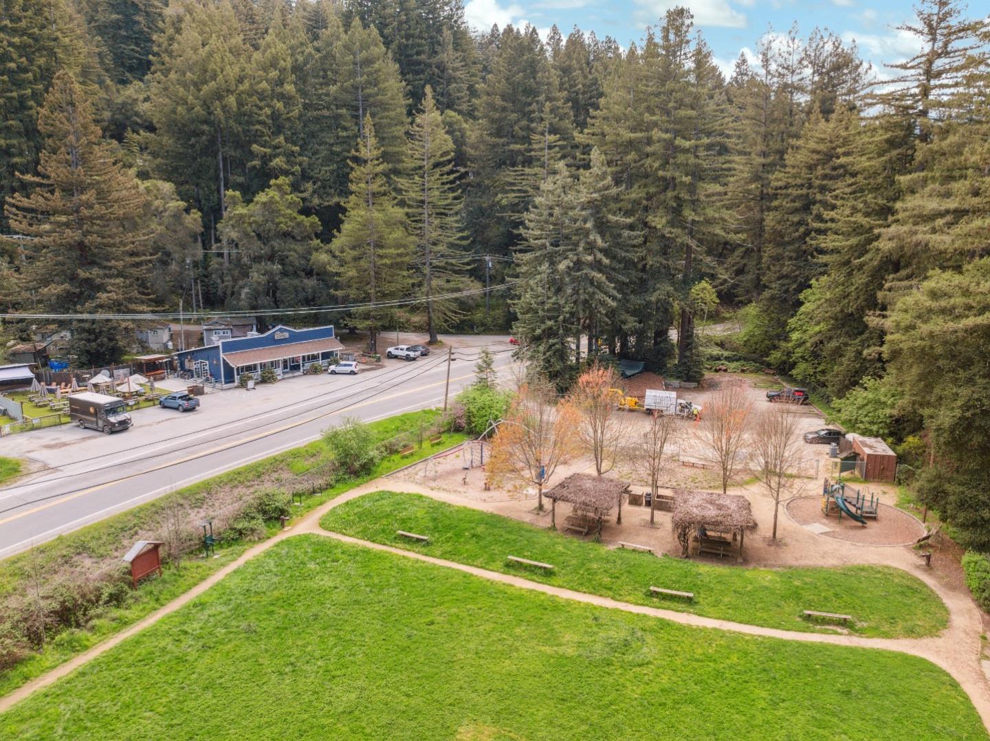 548 River RD