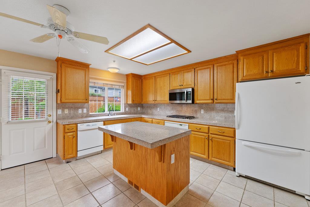 721 Paradiso CT