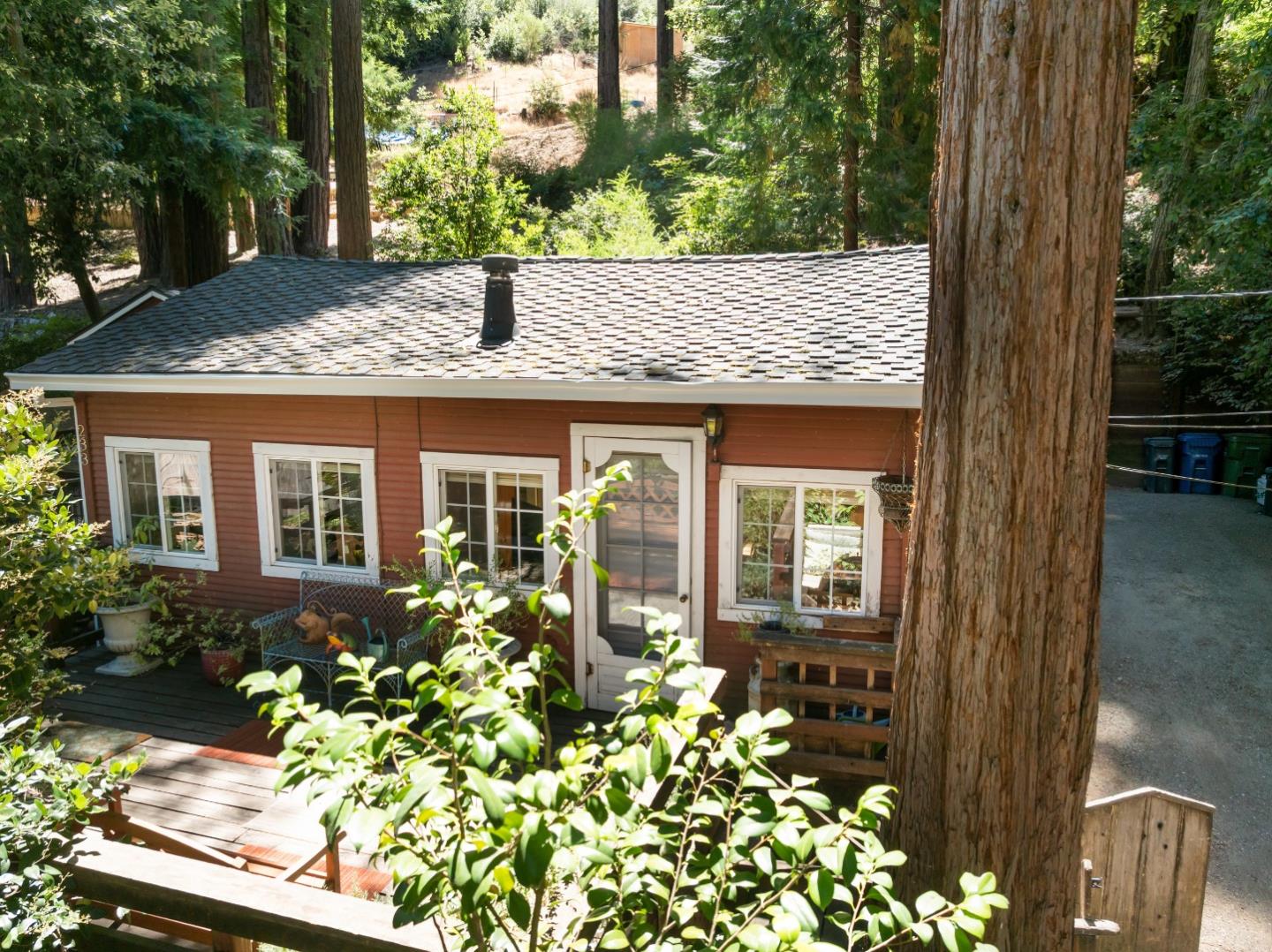233 Acorn Drive