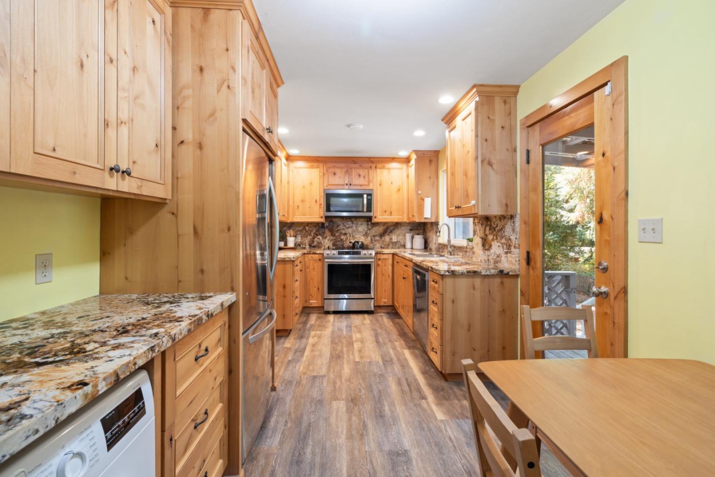 15765 Kings Creek Road