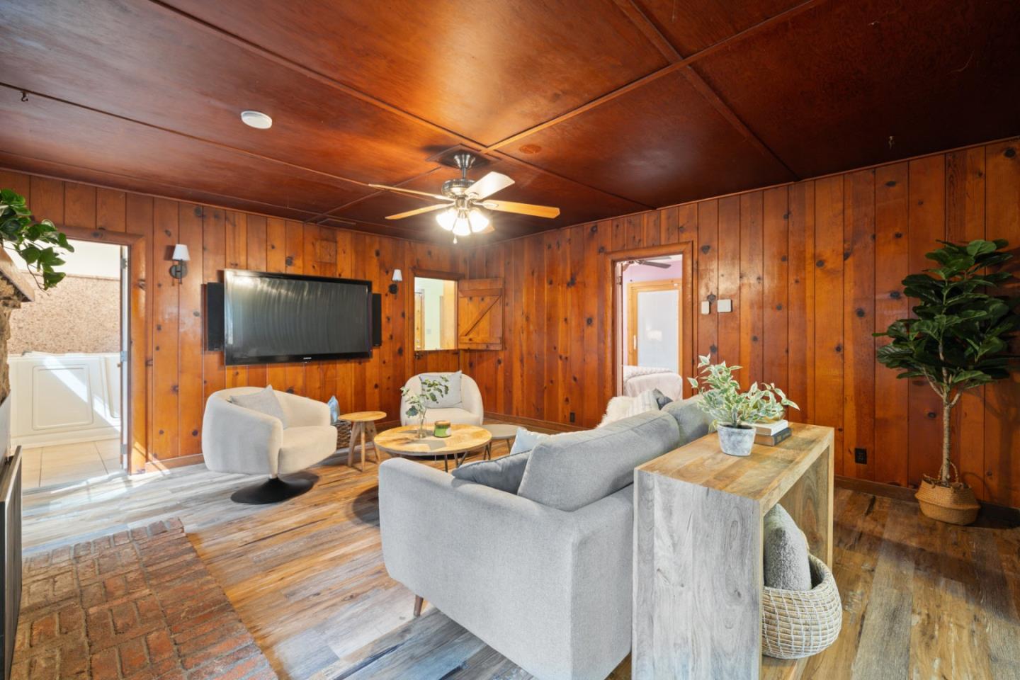 15765 Kings Creek Road