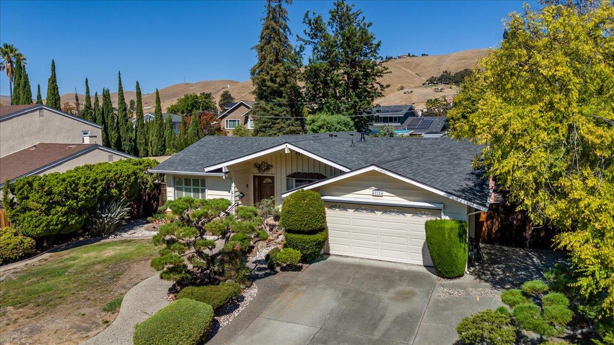 42226 Camino Santa Barbara