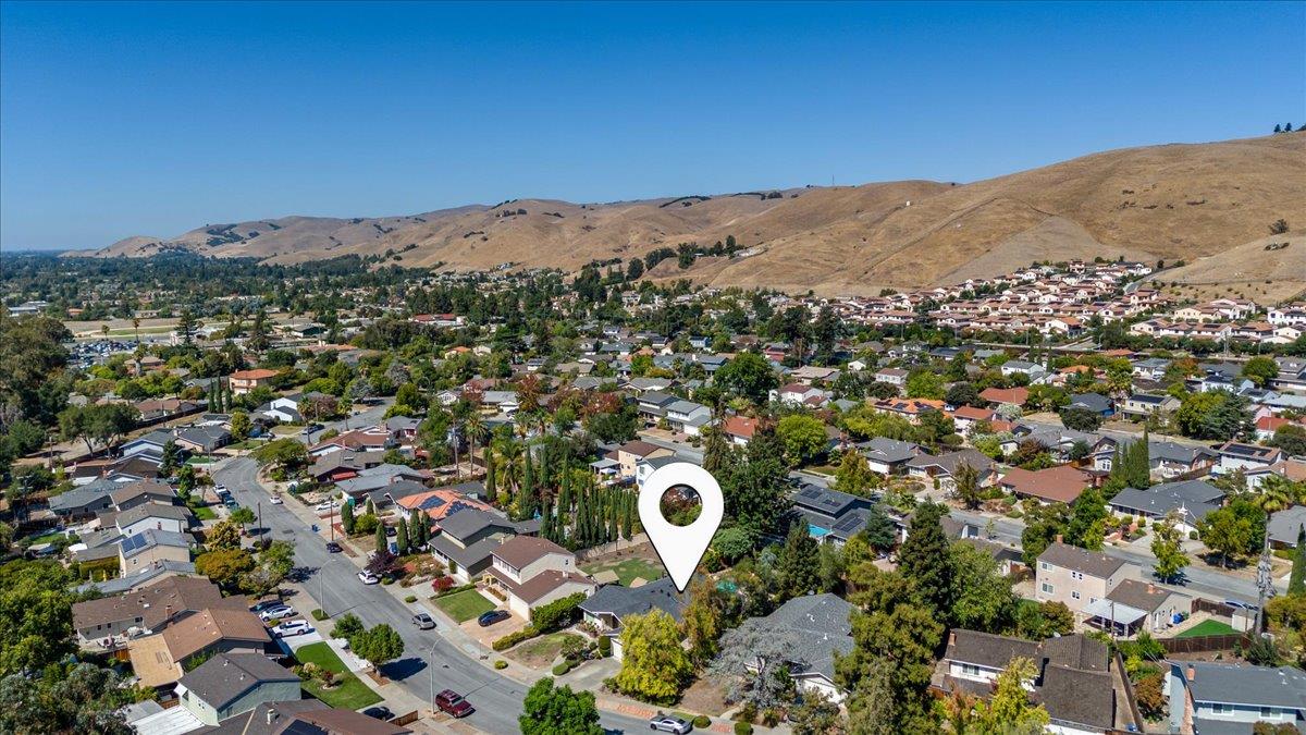 42226 Camino Santa Barbara