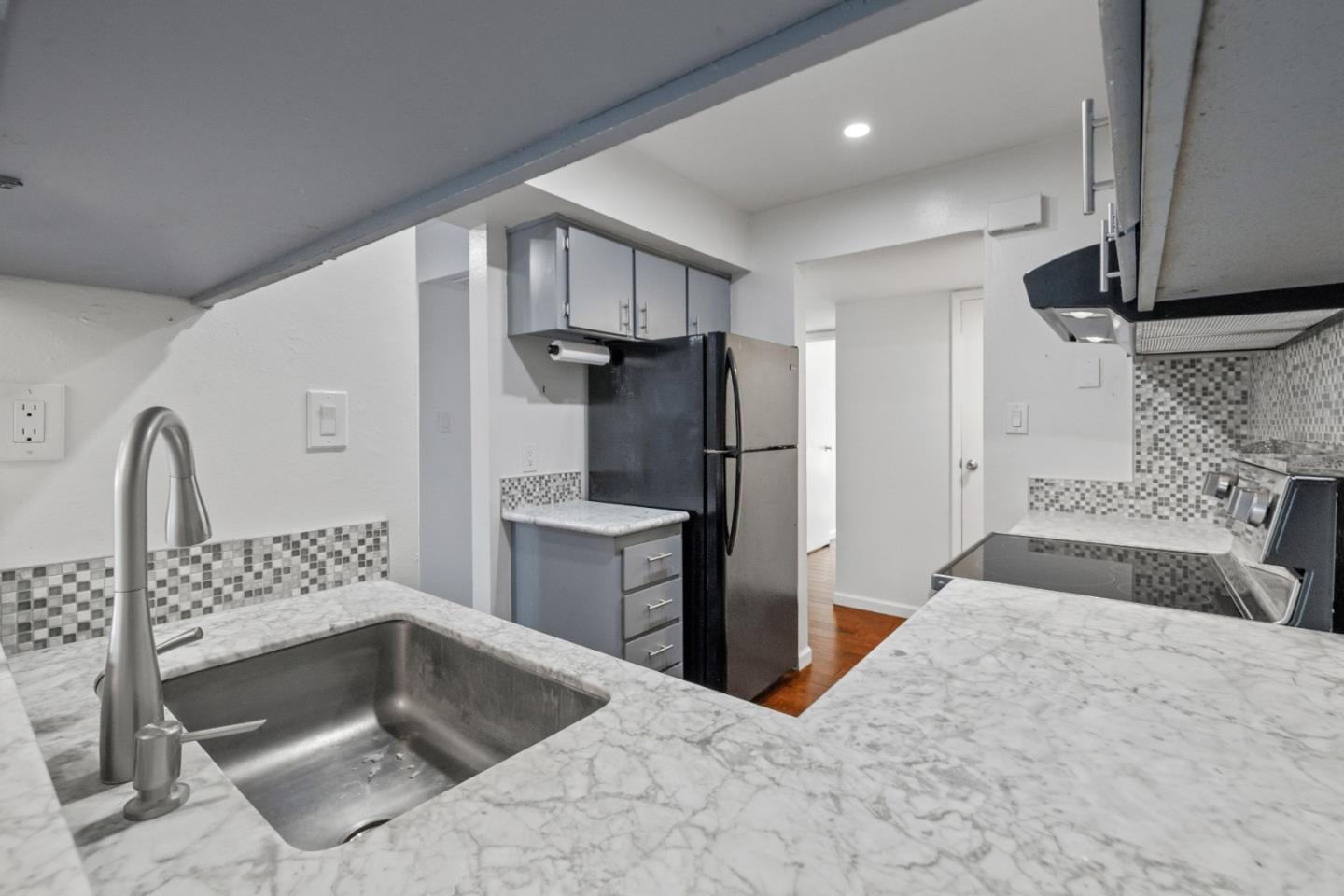 1925 46th Avenue 127