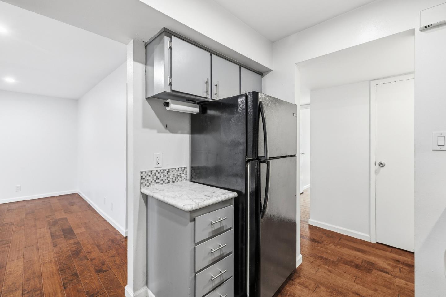 1925 46th Avenue 127