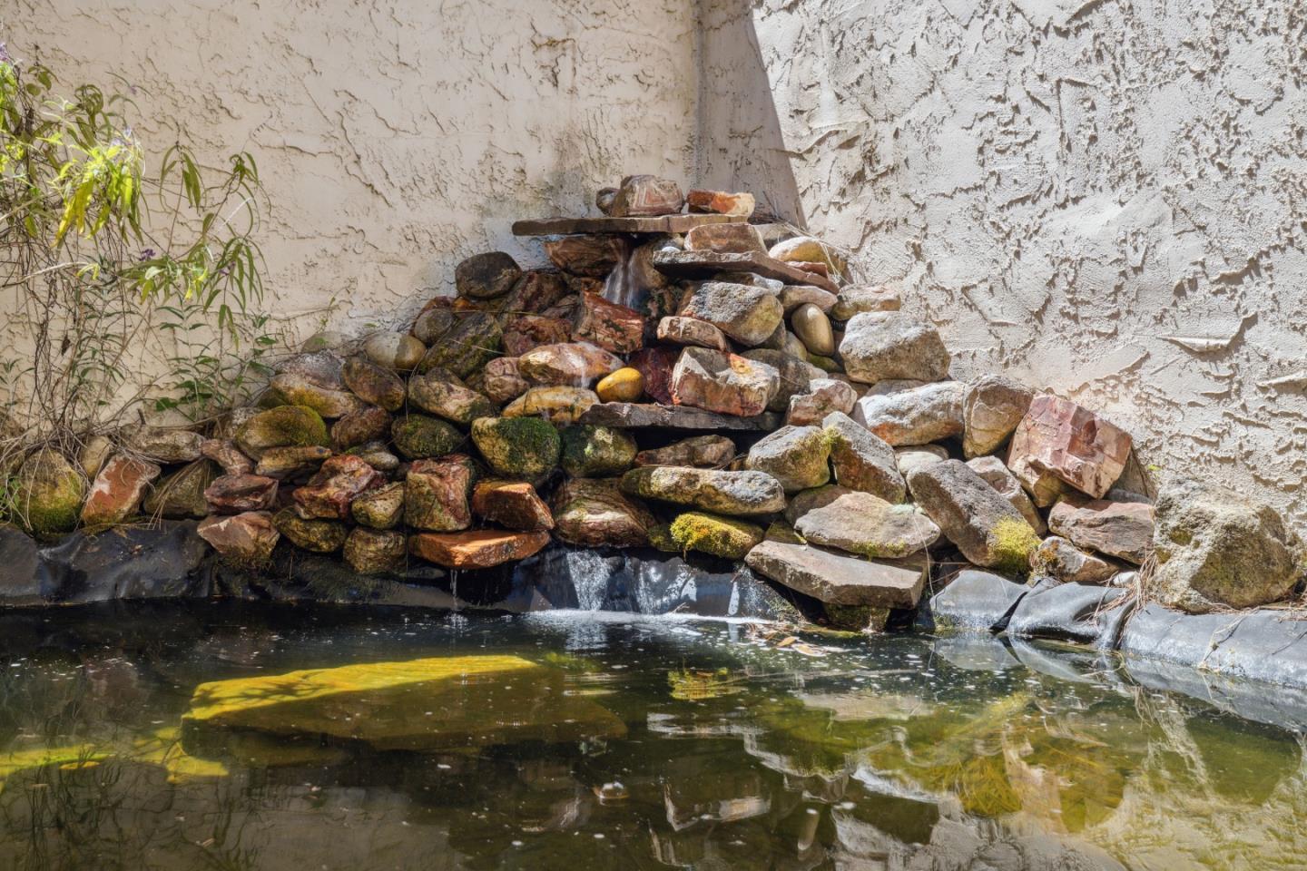 355 Santa Cruz Street