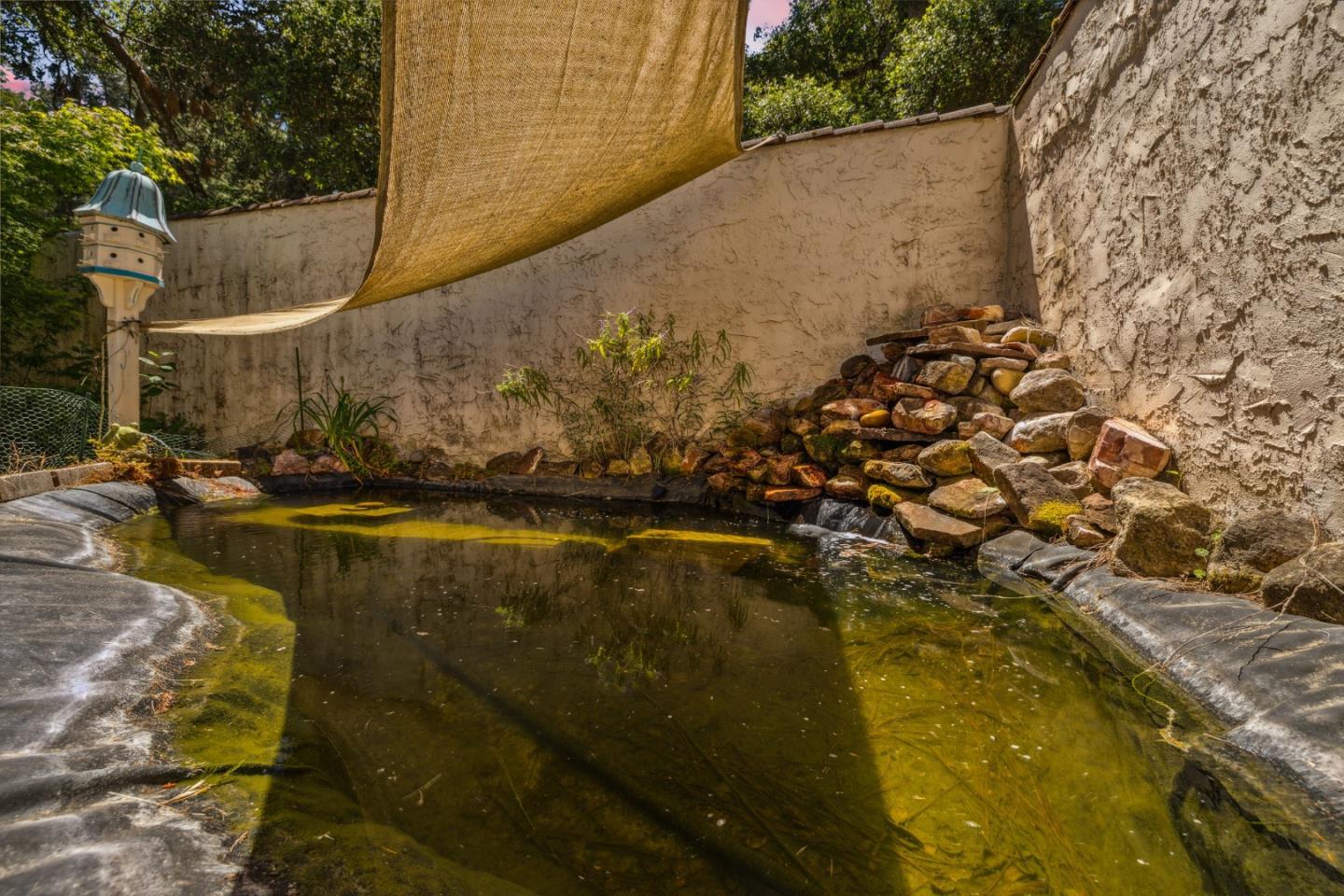 355 Santa Cruz Street