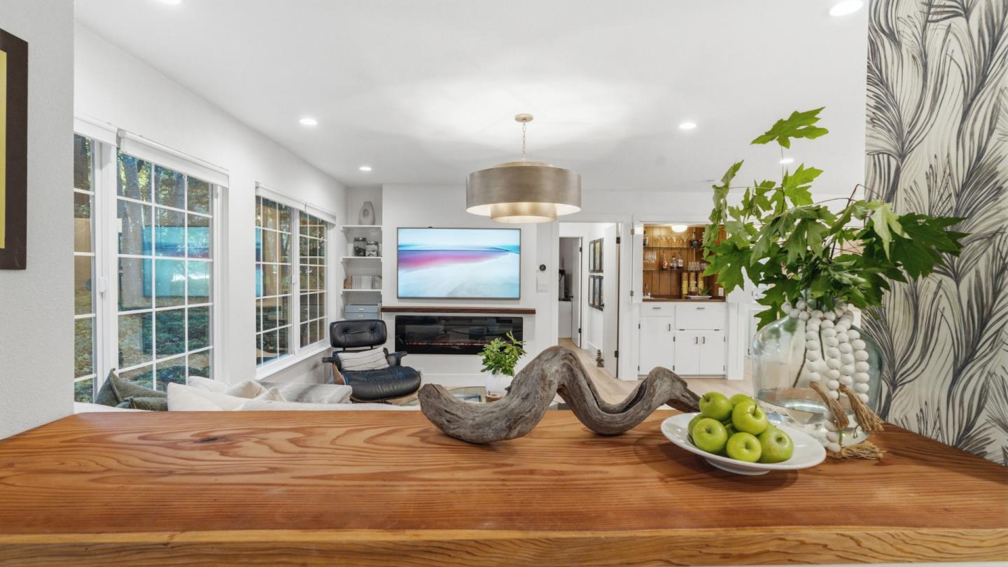 220 Lake Drive