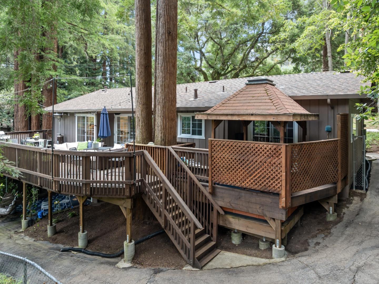220 Lake Drive