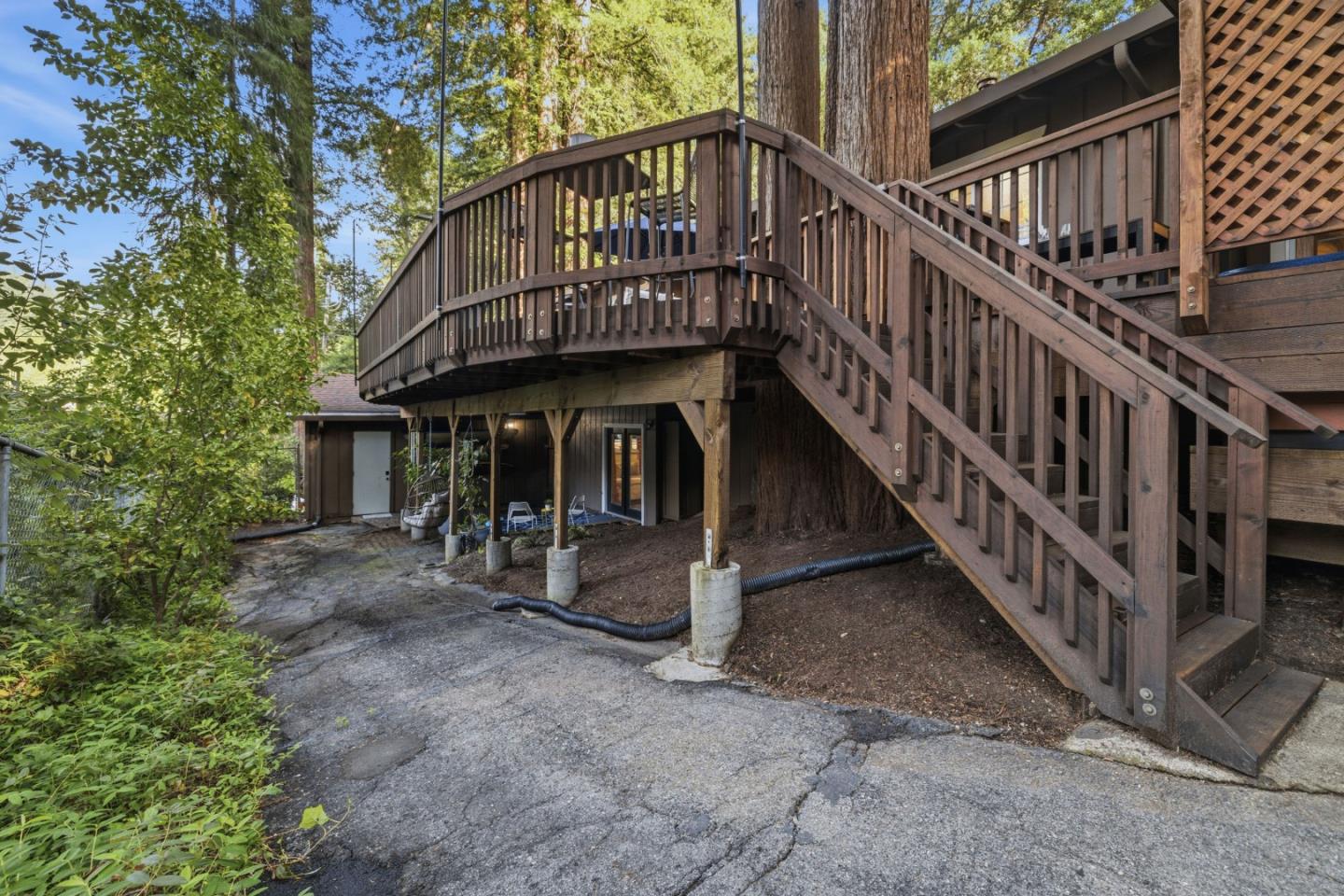 220 Lake Drive