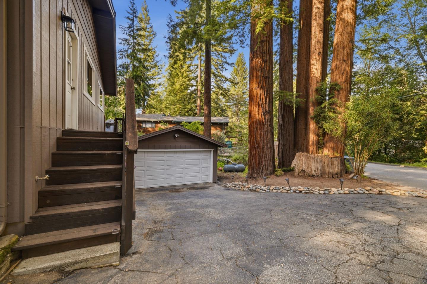 220 Lake Drive